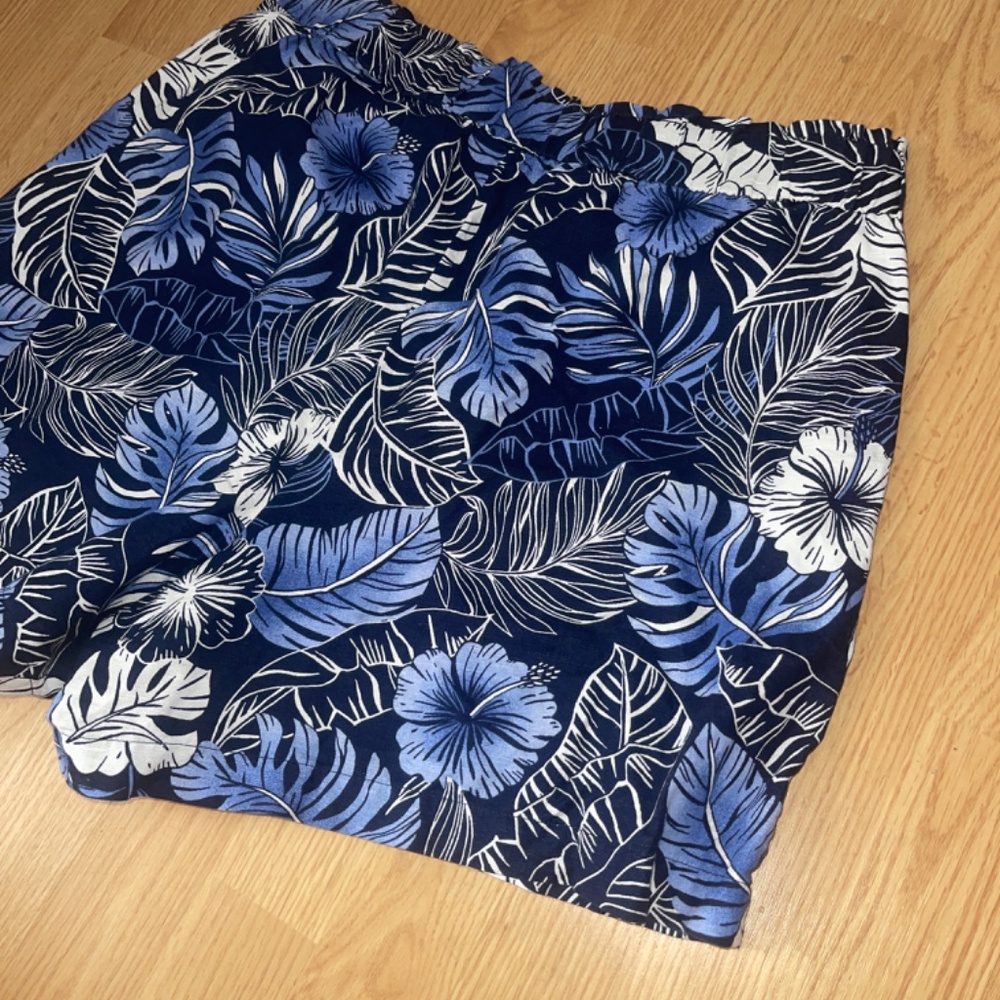 Talbots Blue Nantucket Pull-On Stretch Waist Paperbag 5” Shorts Size Large - Picture 9 of 10